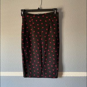 H&M Red Lips Skirt 👄